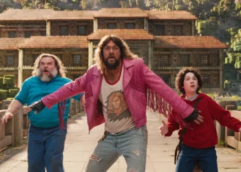 “Blockbuster Bliss Meets Cinema Chaos: ‘A Minecraft Movie’ Soars to $157 Million Amid Viewer Complaints”