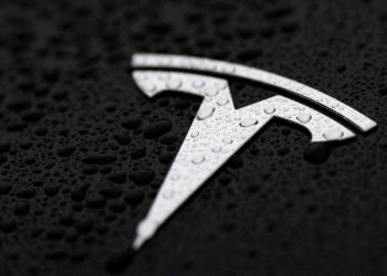 Exclusive-Musk took leased cars back so Tesla could use them as “robotaxis.” Instead, Tesla sold them