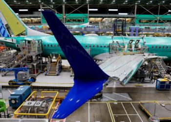 Analysis-Boeing rebuilding trust as airline bosses see improved jet quality