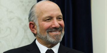 Lutnick downplays impact of tariff court ruling on US, EU talks