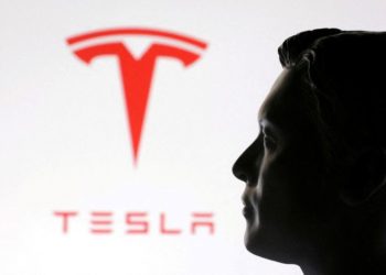 Tesla shares rise as investors cheer Musk-Trump peace call