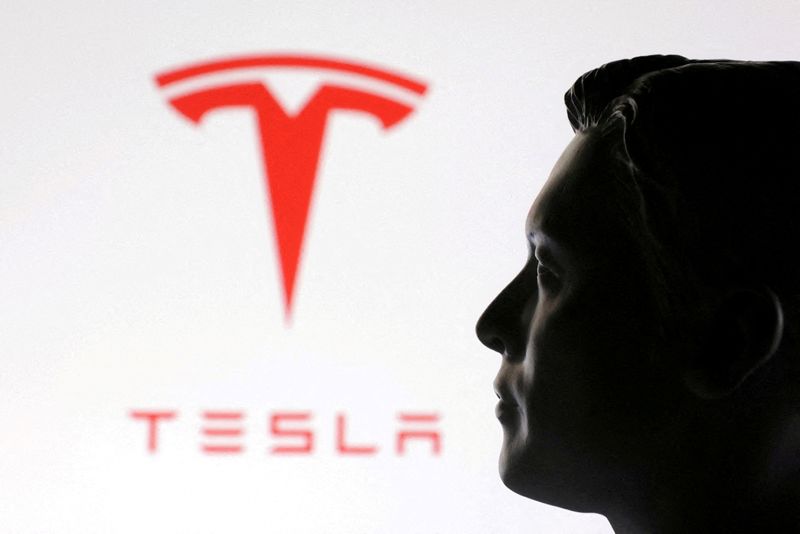 Tesla shares rise as investors cheer Musk-Trump peace call