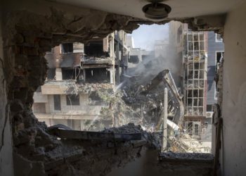 Wall Street’s Momentum Machine Faces a Middle East Stress Test
