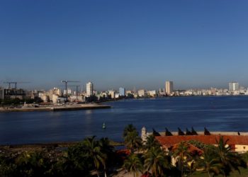 Cuban economy continues five-year decline, economy minister says