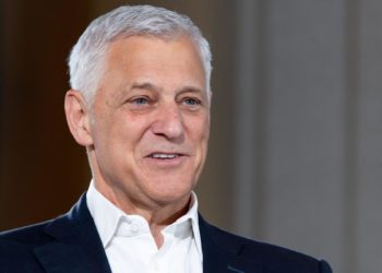 Banking CEO breaks from the pack on return to office. He goes in 4 days a week but leaves the rest up to the ‘adults’ he works with