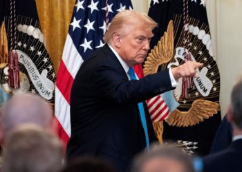 Trump Threatens NBC, ABC Licenses Over News Coverage