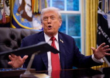 Trump’s overnight demand for 100% tariffs on pharmaceuticals will be ‘a meaningful commercial hit for U.S. consumers,’ top analyst says