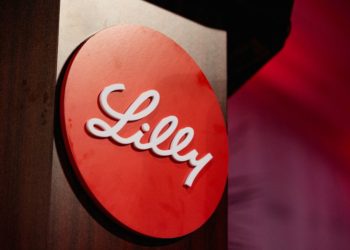 Eli Lilly says weight-loss pill a candidate for speedy approval under new US program