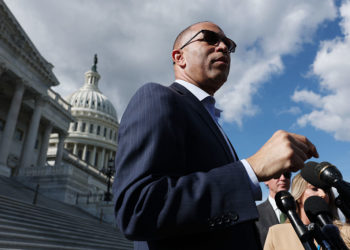 Shutdown drags on as senators leave Washington amid impasse