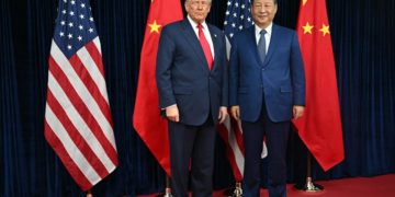 Trump, Xi Kick Off Pivotal Trade Talks at South Korea Summit