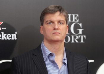 Markets are plunging worldwide after ‘Big Short’ investor Michael Burry reveals $1.1 billion bet against AI stocks