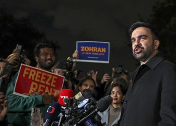 Some CEOs have vowed to revolt against a Zohran Mamdani win. Jamie Dimon says he’ll ‘call him and offer my help’